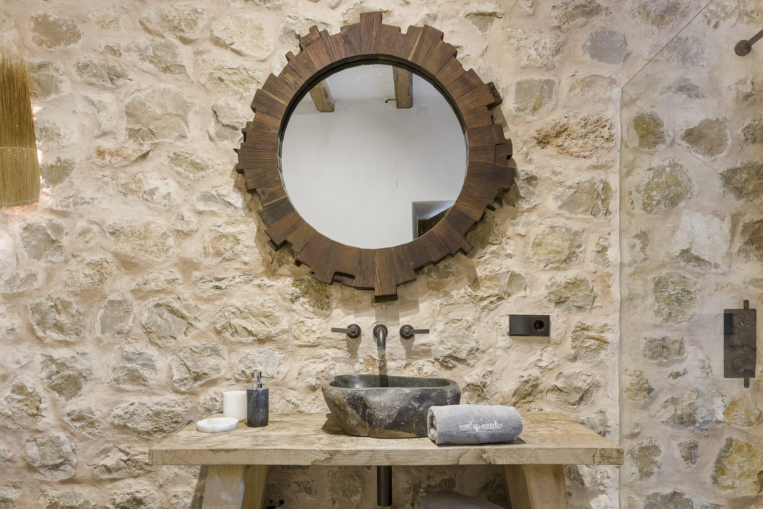 Miraflores by Ali Framil-63.jpg