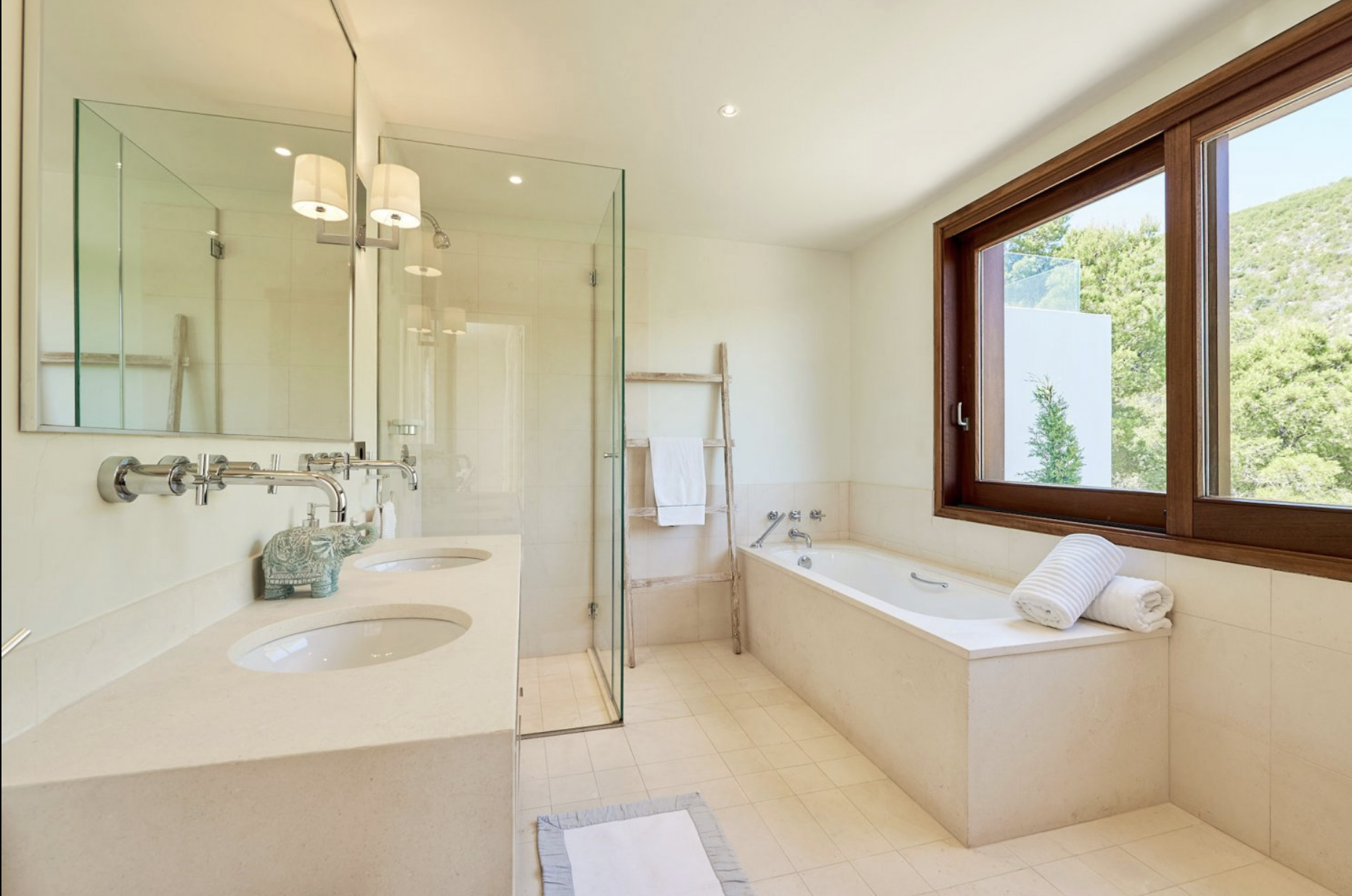 Captura de pantalla 2025-12-10 a las 17.15.56.png