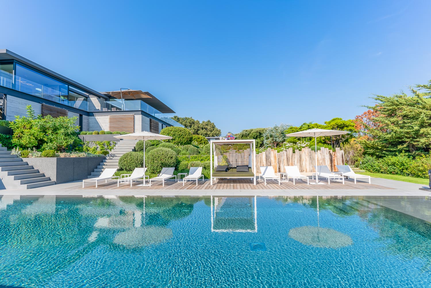 Onlyluxe pool & terrace.jpg