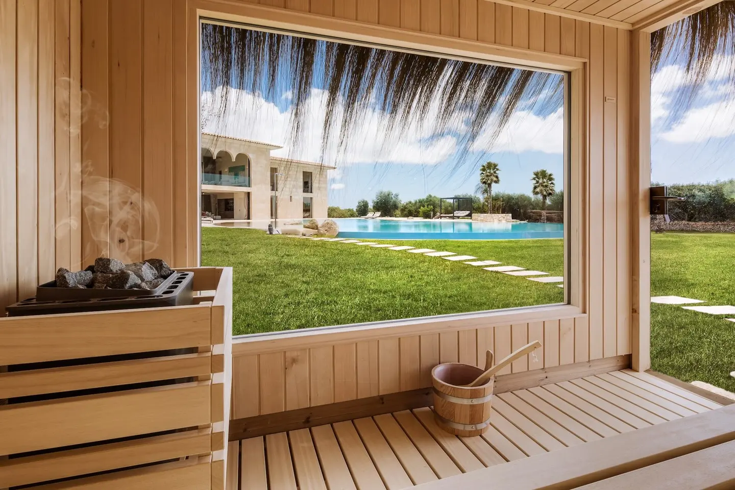 luxury-holiday-villa-mallorca-collection-ses-salines-villa-mirage-54.webp