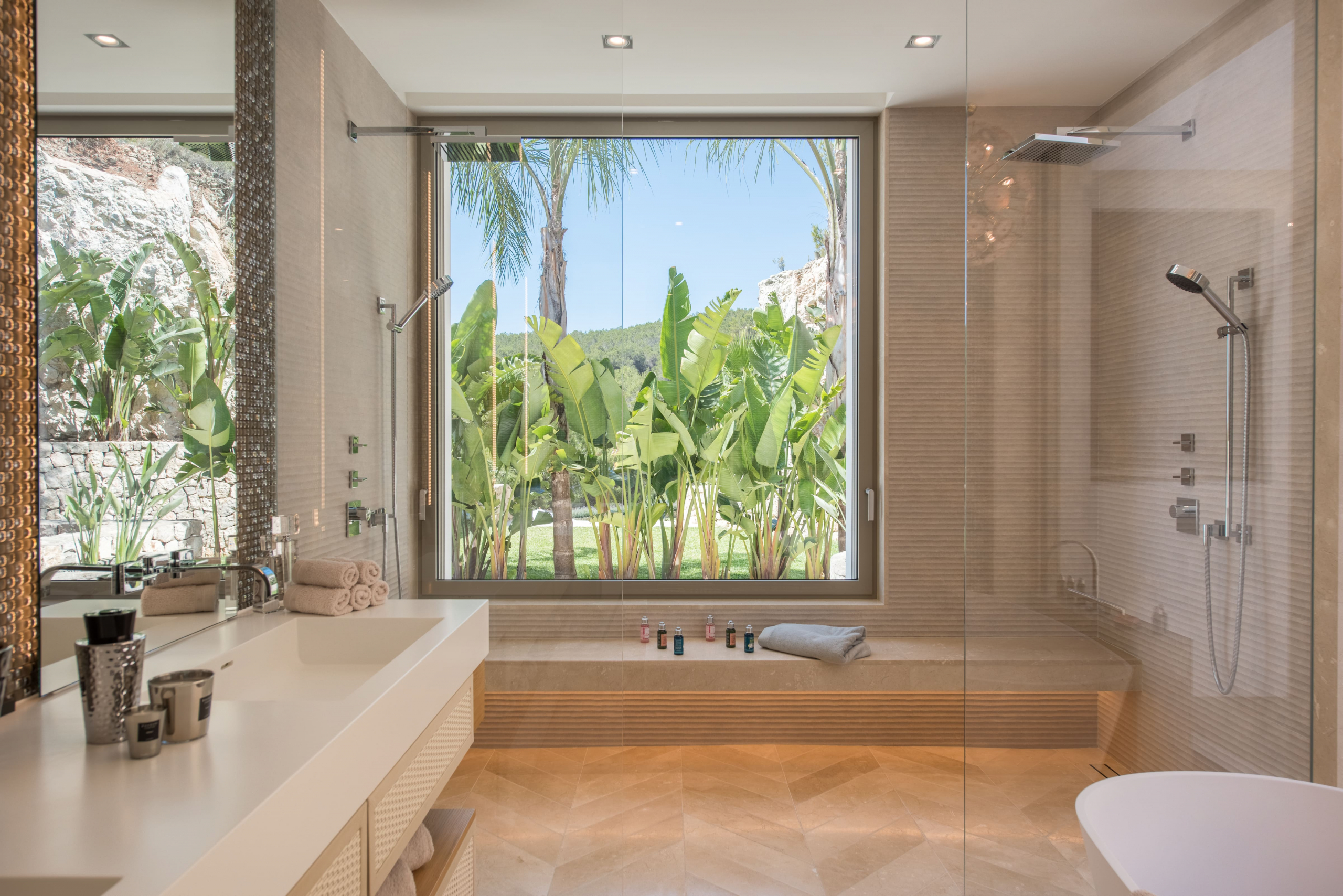 32 Ivory Peak - Bathroom.jpg